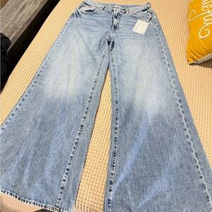 NWT - ViaVia baggy jeans